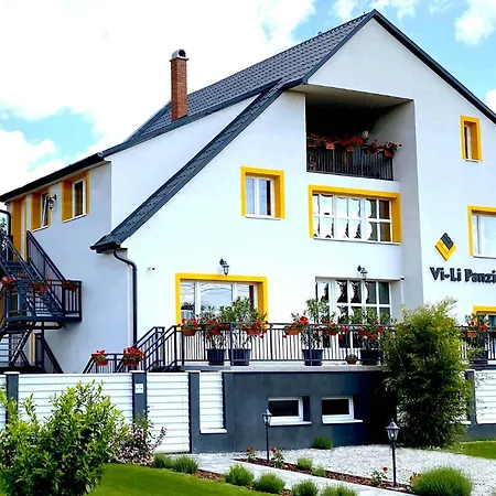 Oda ve Kahvaltı Vi-li Panzio 3*