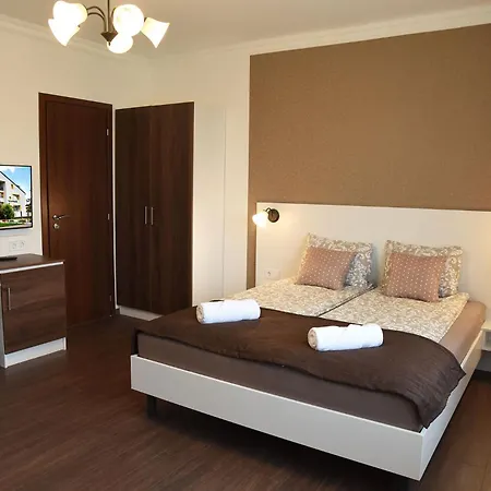 Vi-li Panzio Bed & Breakfast Maklar